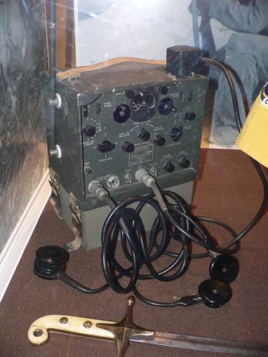 CRI 43007 transmitter-receiver used by Navajo code talkers